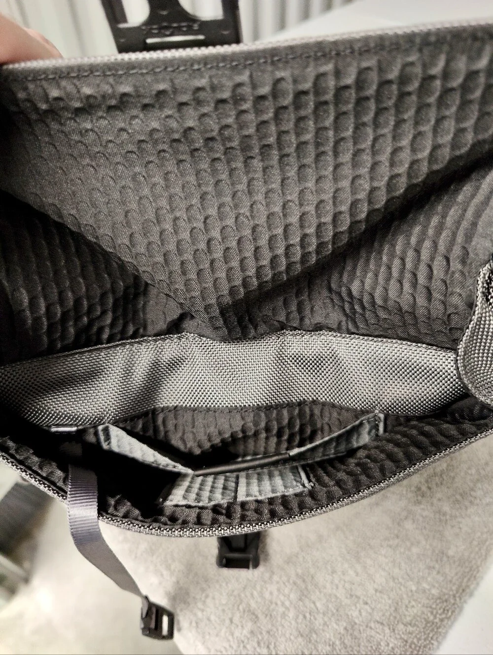 TUMI Alpha Bravo Junior Crossbody (Charcoal)